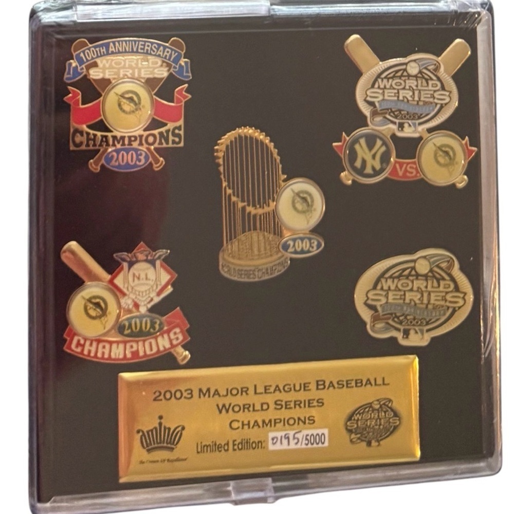 NEW SEALED AMINCO 2003 WORLD SERIES CHAMPIONS PIN SET MARLINS VS YANKEES MLB - Picture 3 of 4